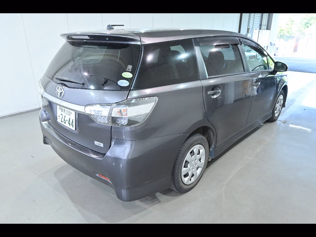 TOYOTA WISH