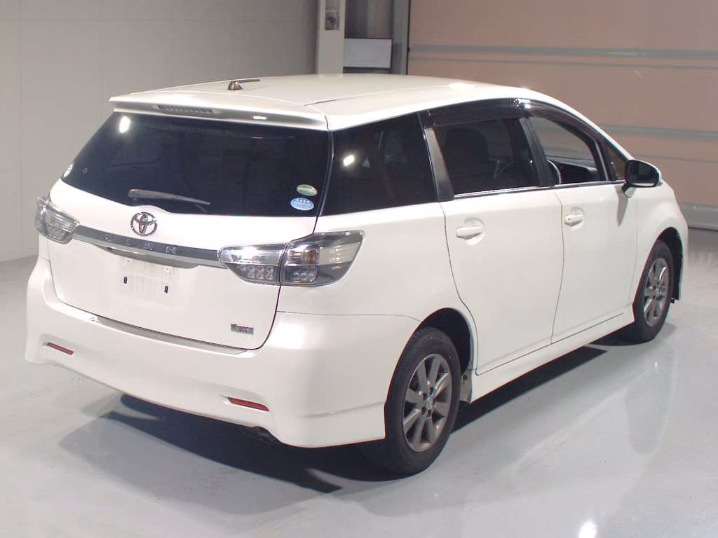 TOYOTA WISH