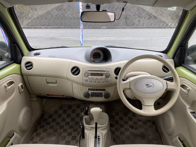DAIHATSU ESSE