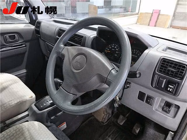 MITSUBISHI TOWN BOX