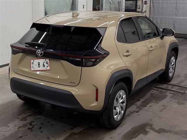 TOYOTA YARIS CROSS