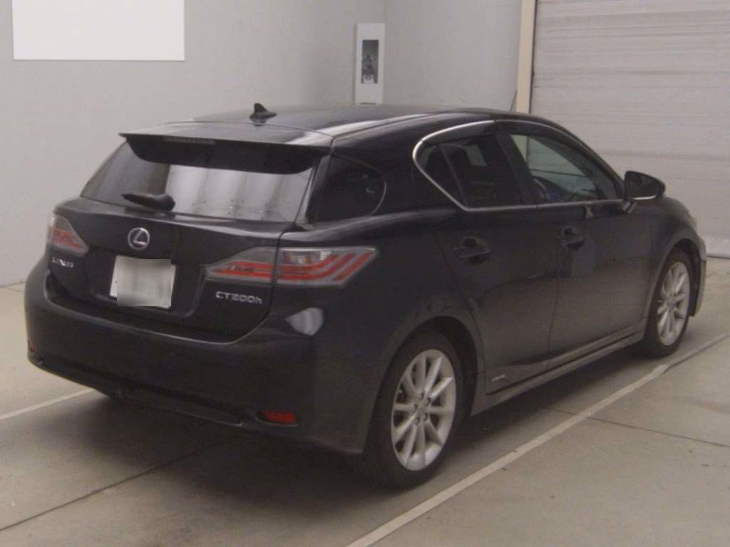 LEXUS CT200H