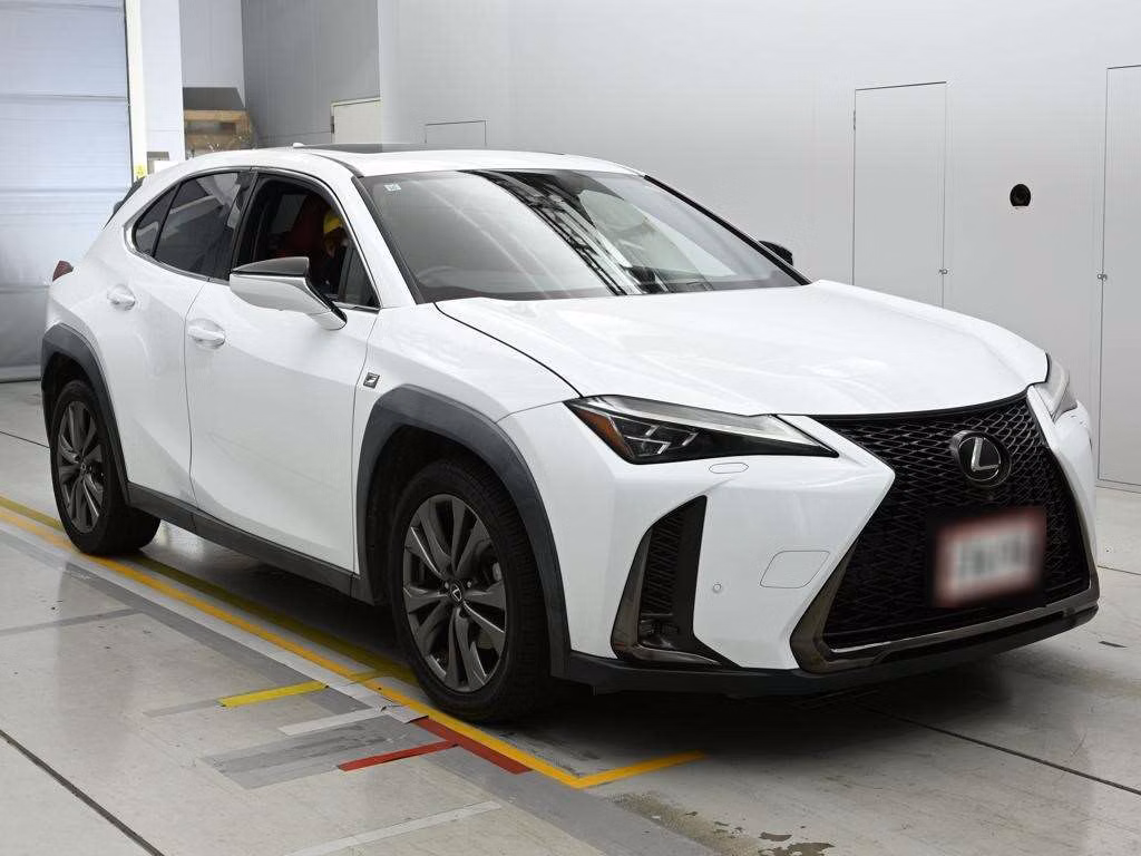 LEXUS UX200