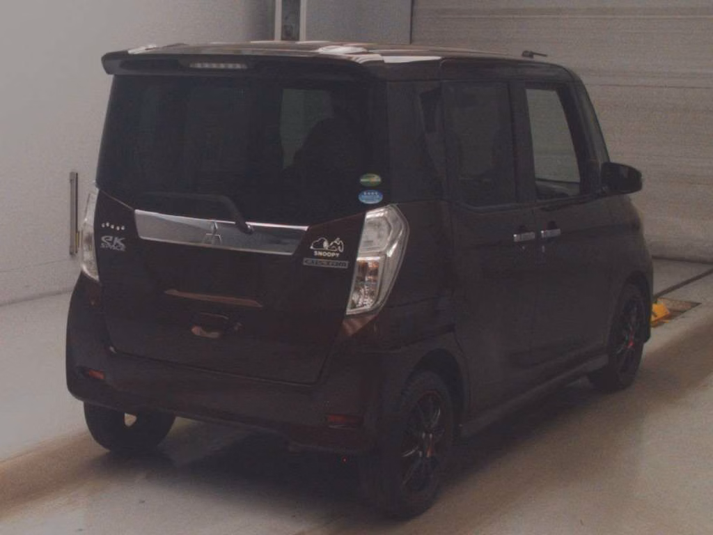 MITSUBISHI EK SPACE