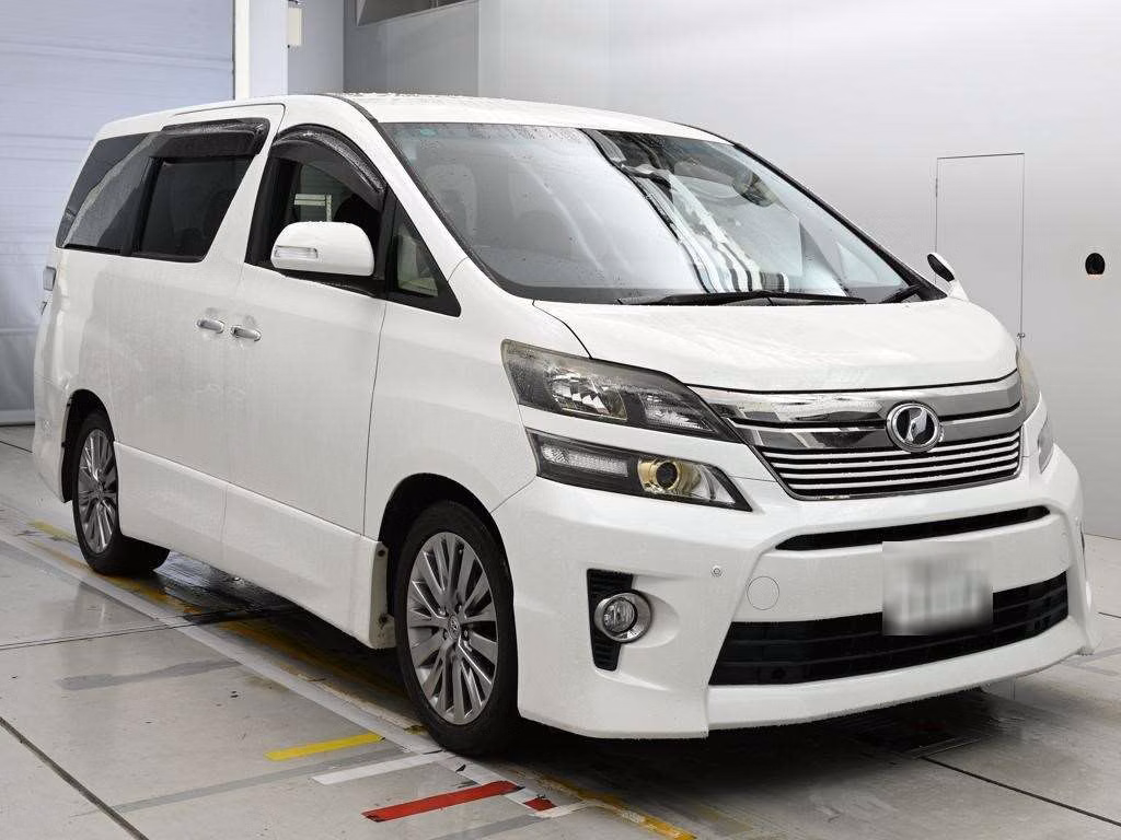TOYOTA VELLFIRE