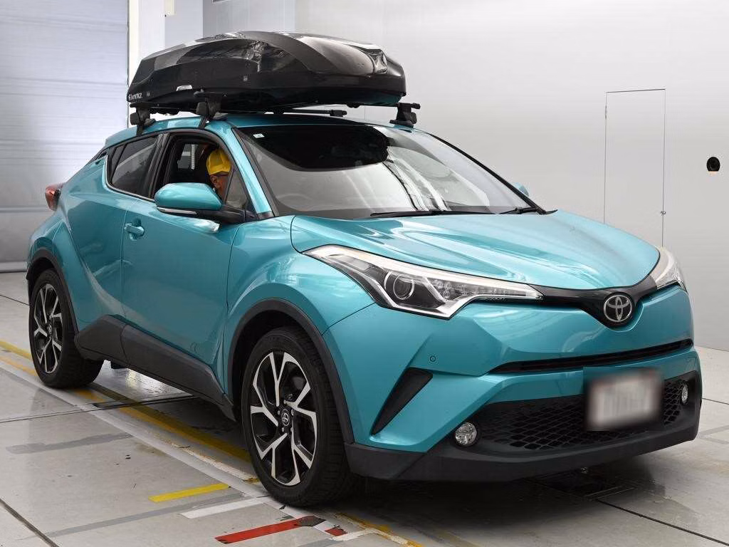 TOYOTA C-HR