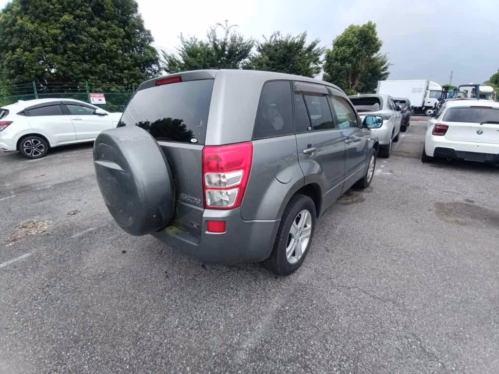 SUZUKI ESCUDO