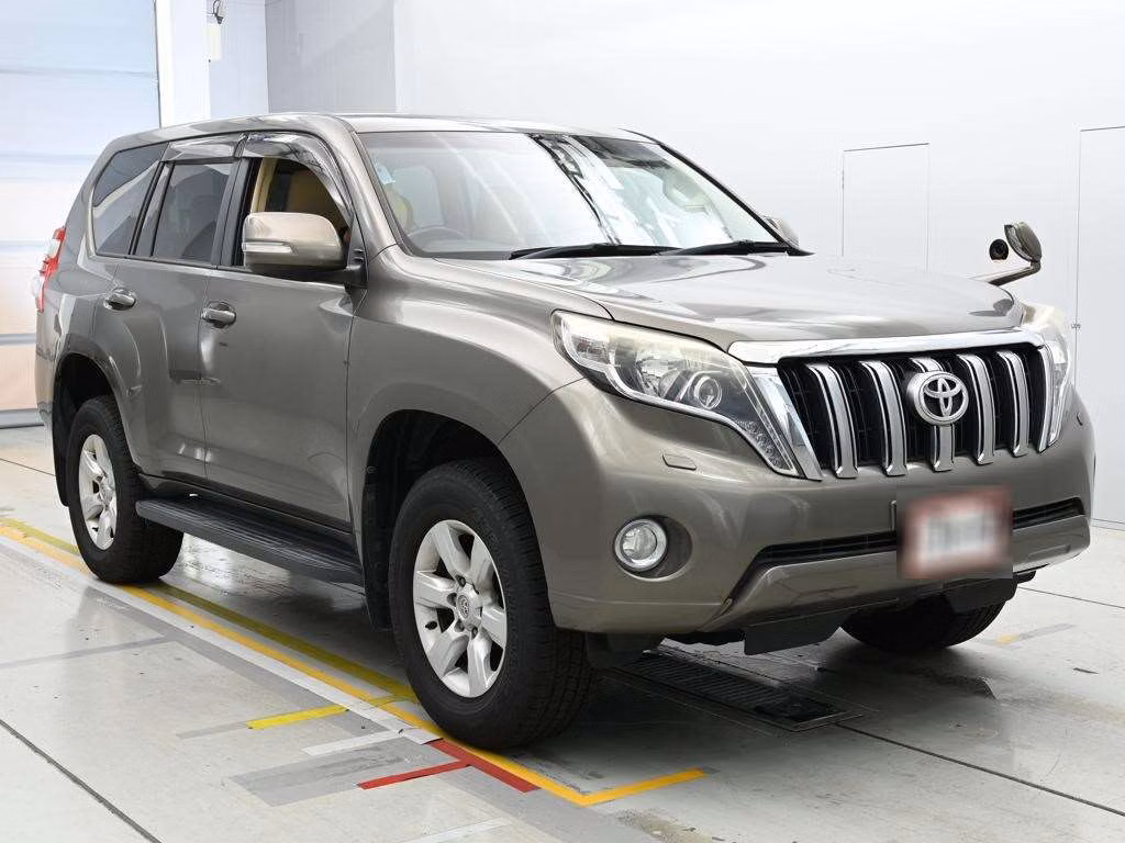 TOYOTA LAND CRUISER PRADO