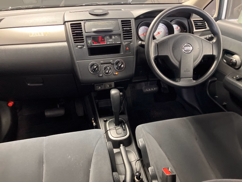 NISSAN TIIDA LATIO