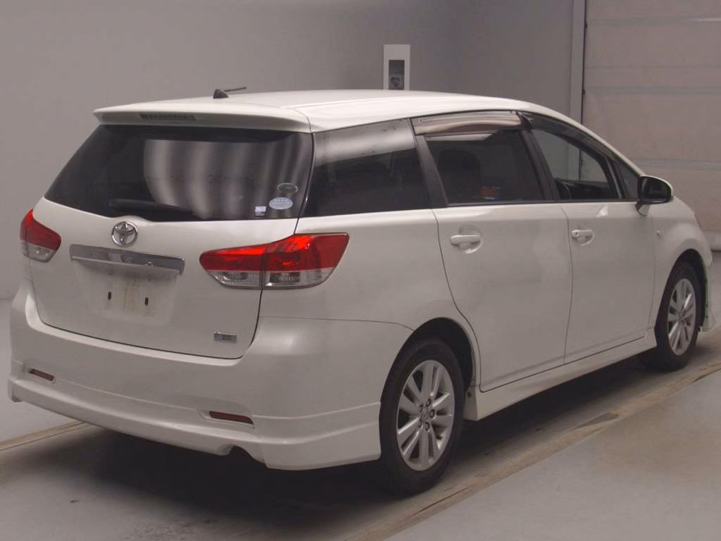 TOYOTA WISH