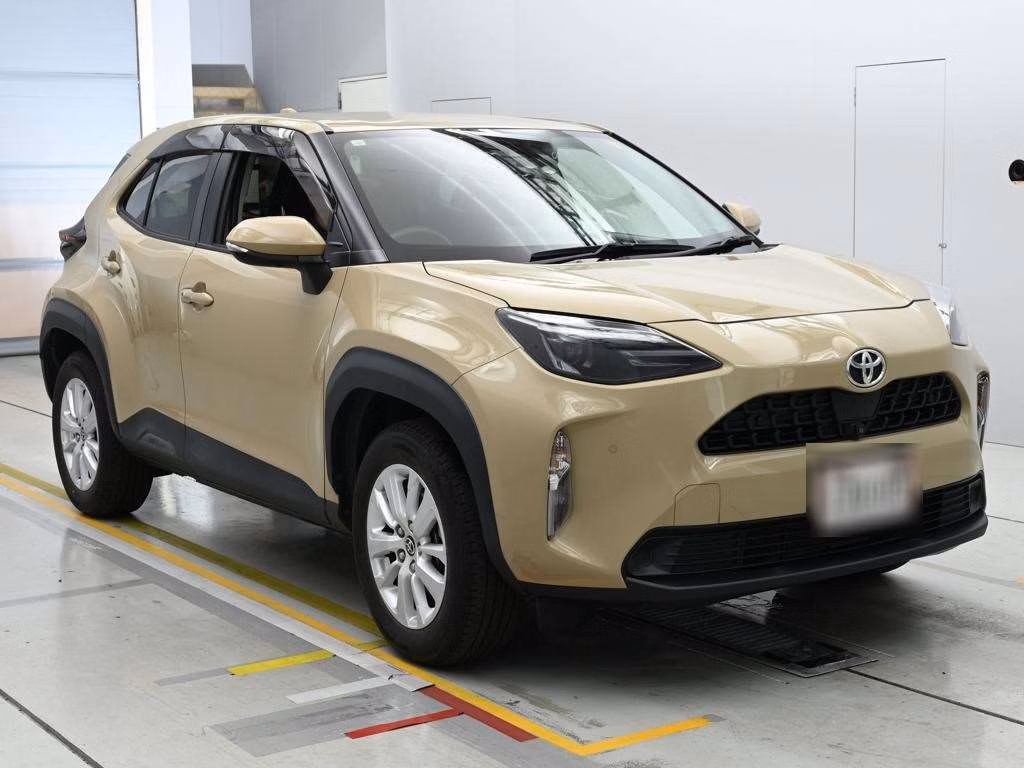 TOYOTA YARIS CROSS