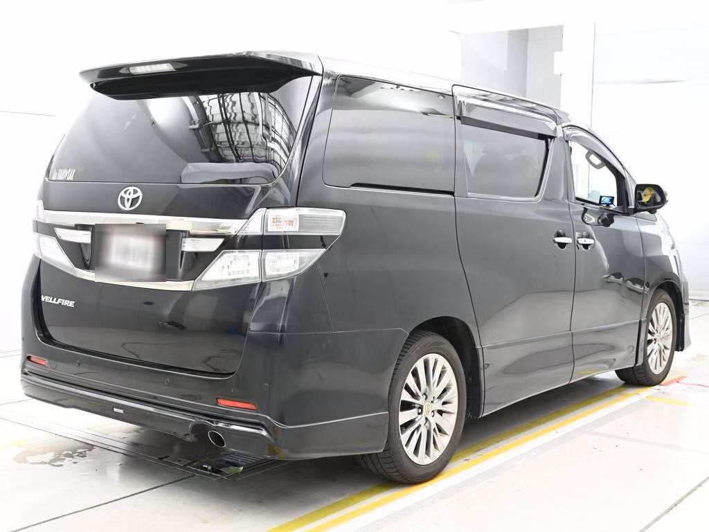 TOYOTA VELLFIRE