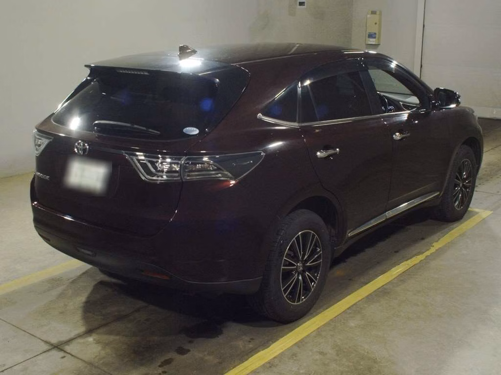 TOYOTA HARRIER