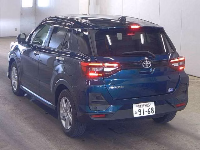 TOYOTA RAIZE