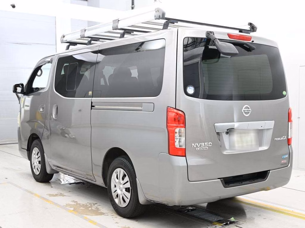 NISSAN NV350 CARAVAN