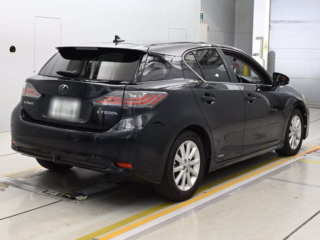 LEXUS CT200H
