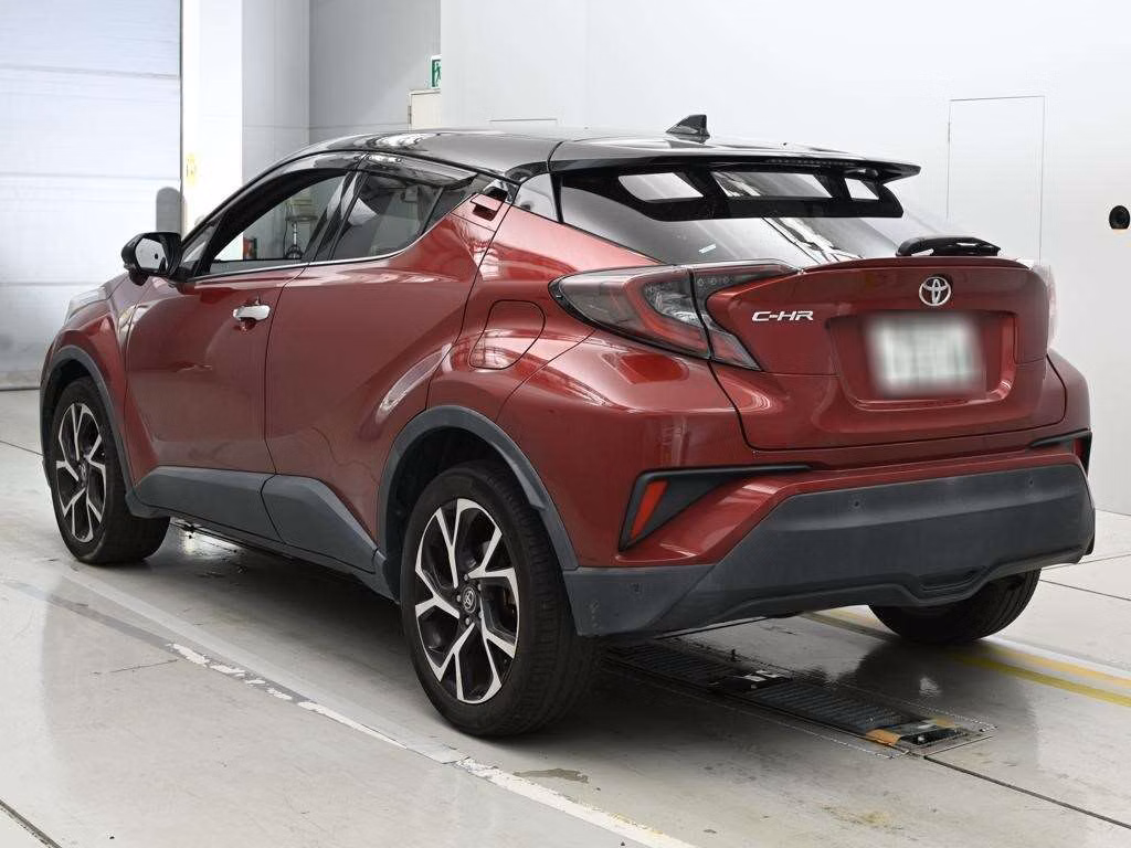 TOYOTA C-HR