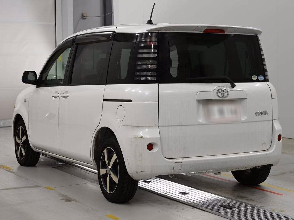 TOYOTA SIENTA