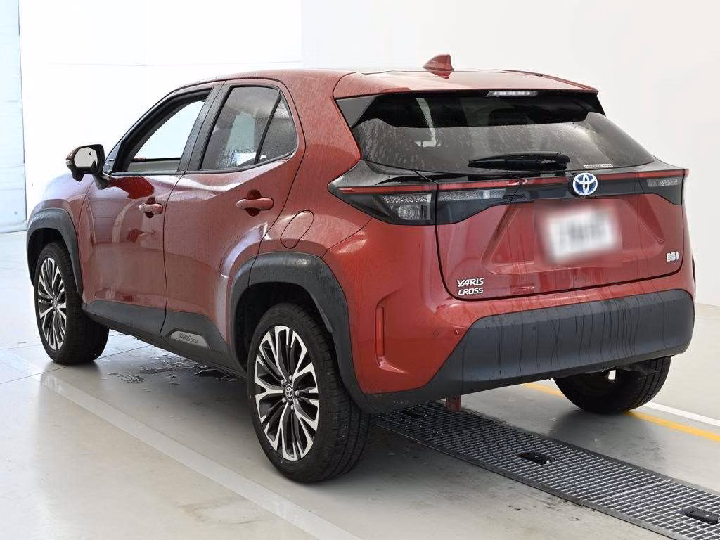 TOYOTA YARIS CROSS