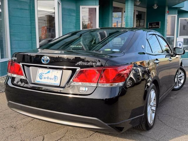TOYOTA CROWN