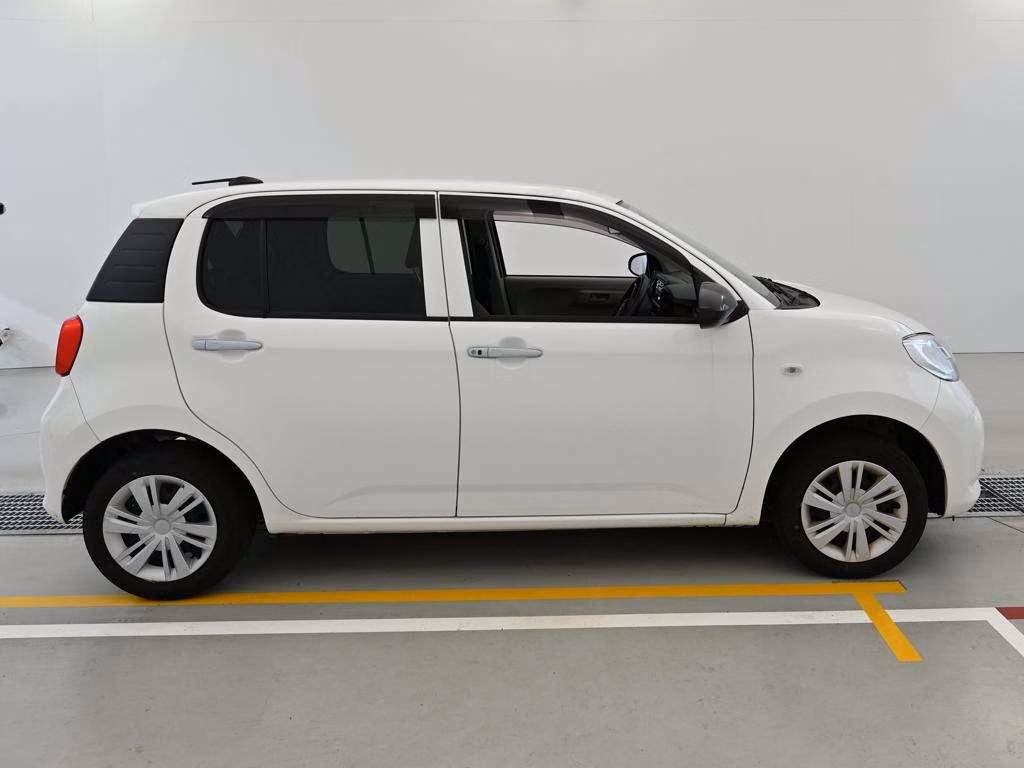 DAIHATSU BOON