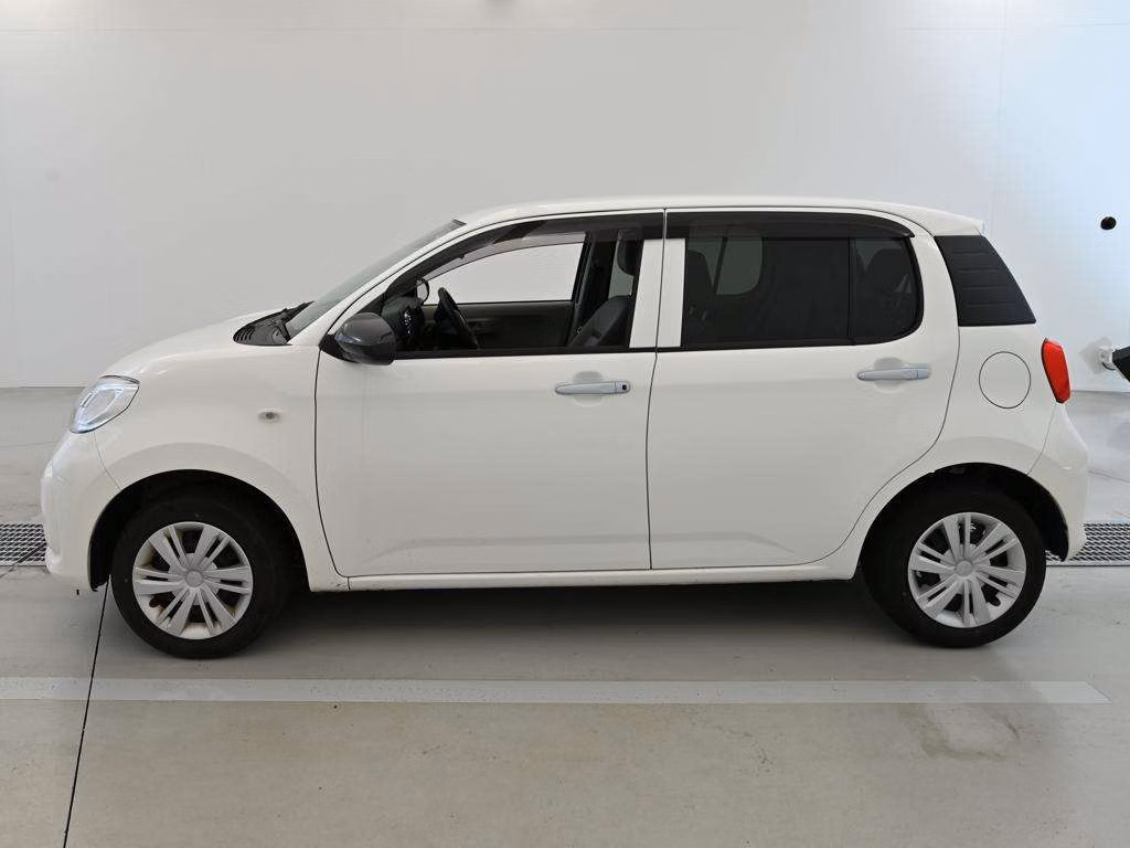 DAIHATSU BOON