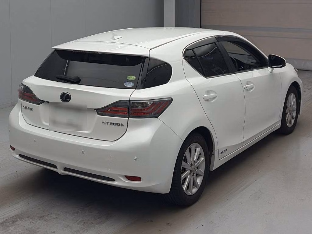 LEXUS CT200H