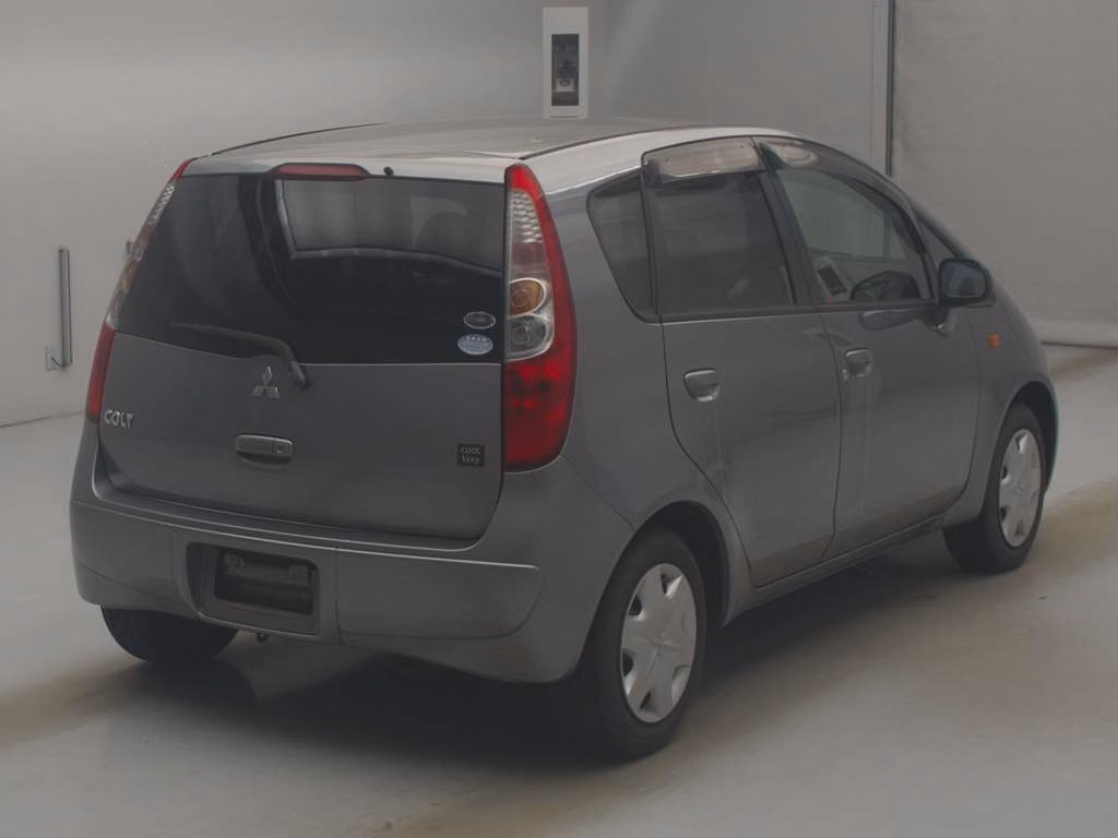 MITSUBISHI COLT