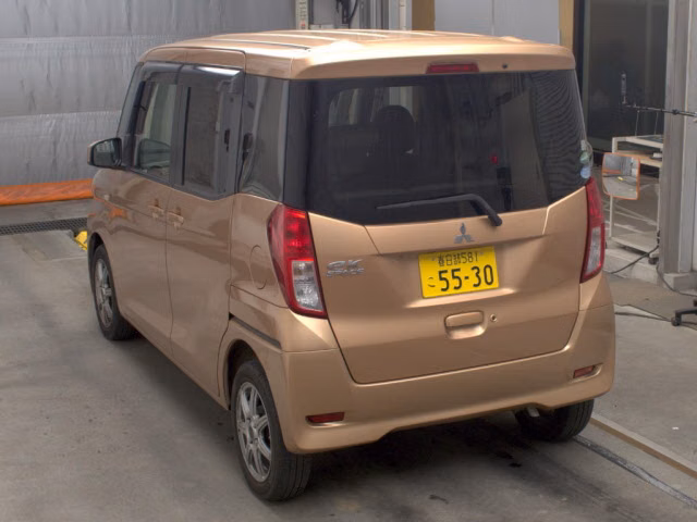 MITSUBISHI EK SPACE