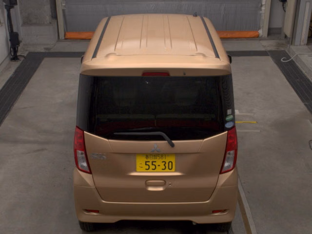 MITSUBISHI EK SPACE
