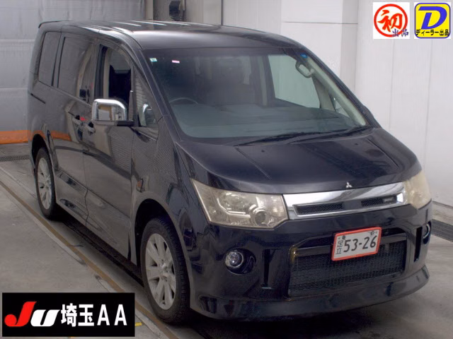 MITSUBISHI DELICA D:5