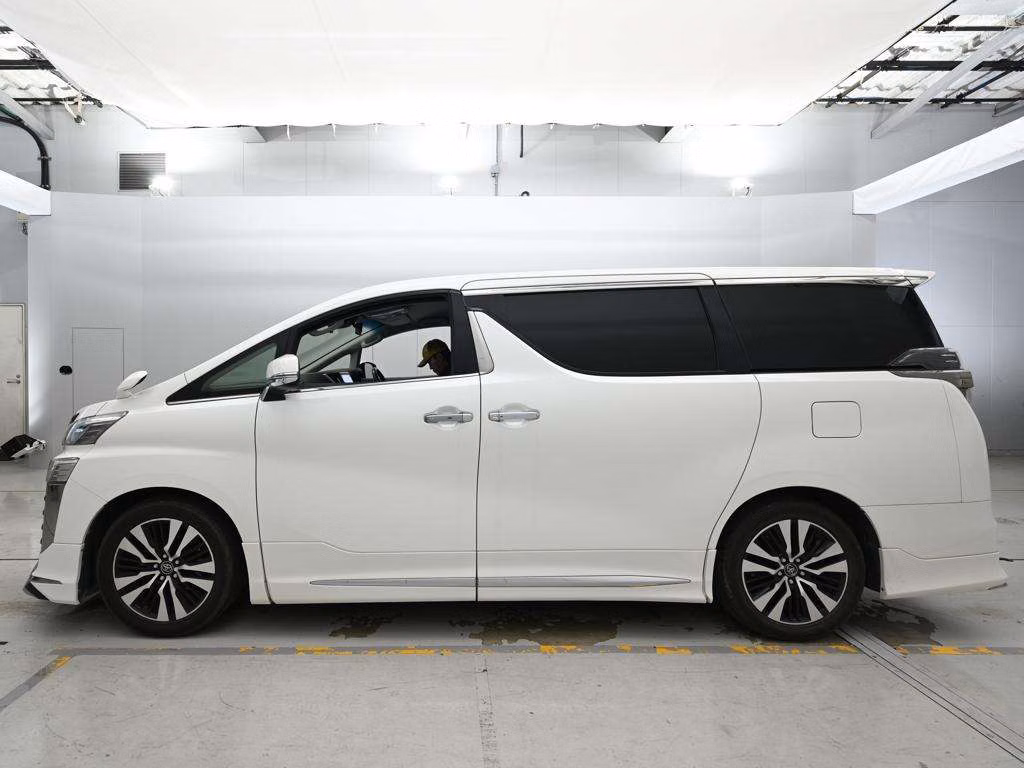 TOYOTA VELLFIRE
