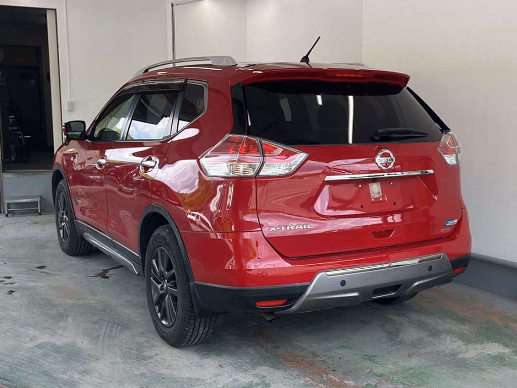NISSAN X-TRAIL