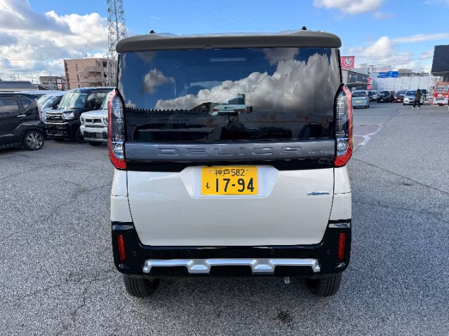 MITSUBISHI DELICA MINI