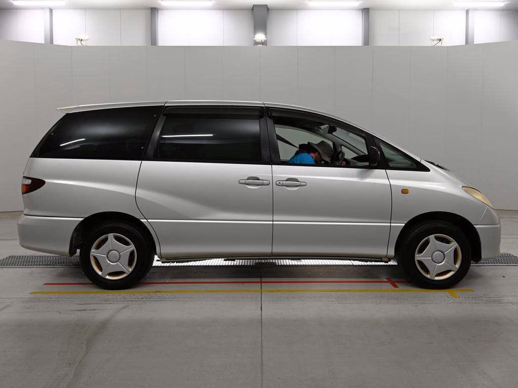TOYOTA ESTIMA