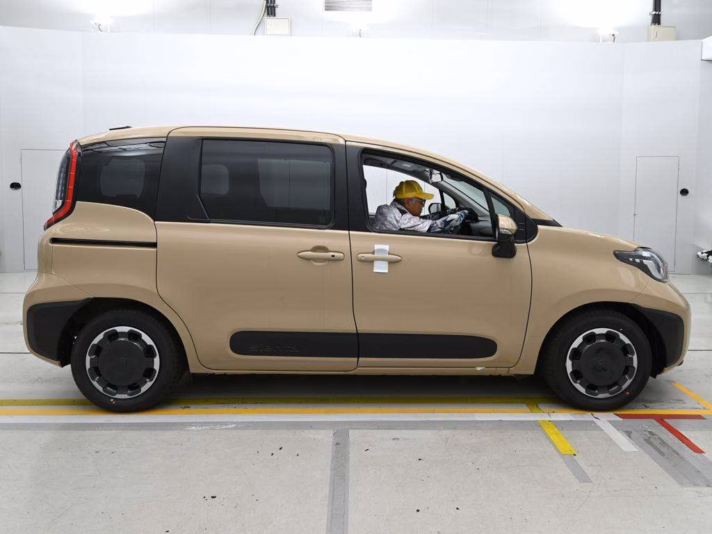TOYOTA SIENTA