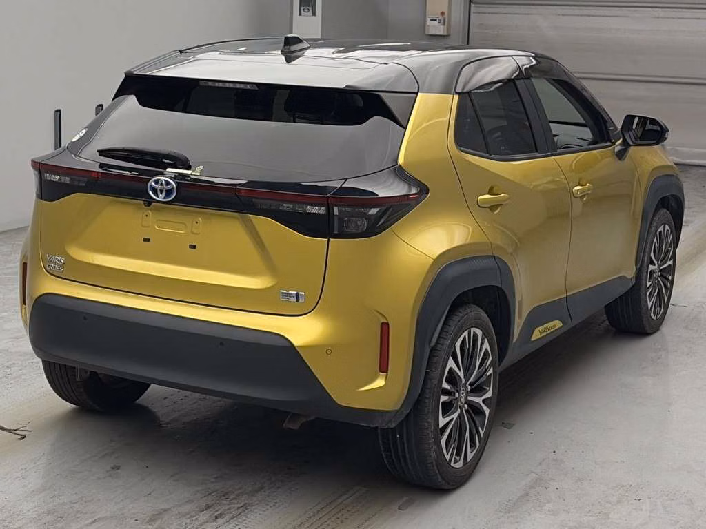 TOYOTA YARIS CROSS