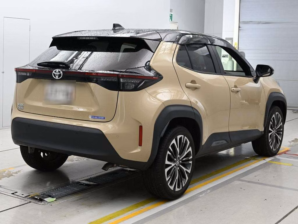 TOYOTA YARIS CROSS