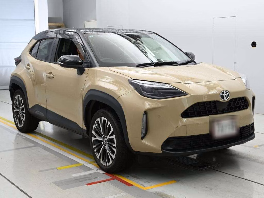 TOYOTA YARIS CROSS
