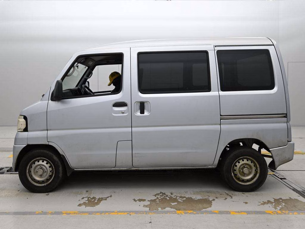 MITSUBISHI MINICAB