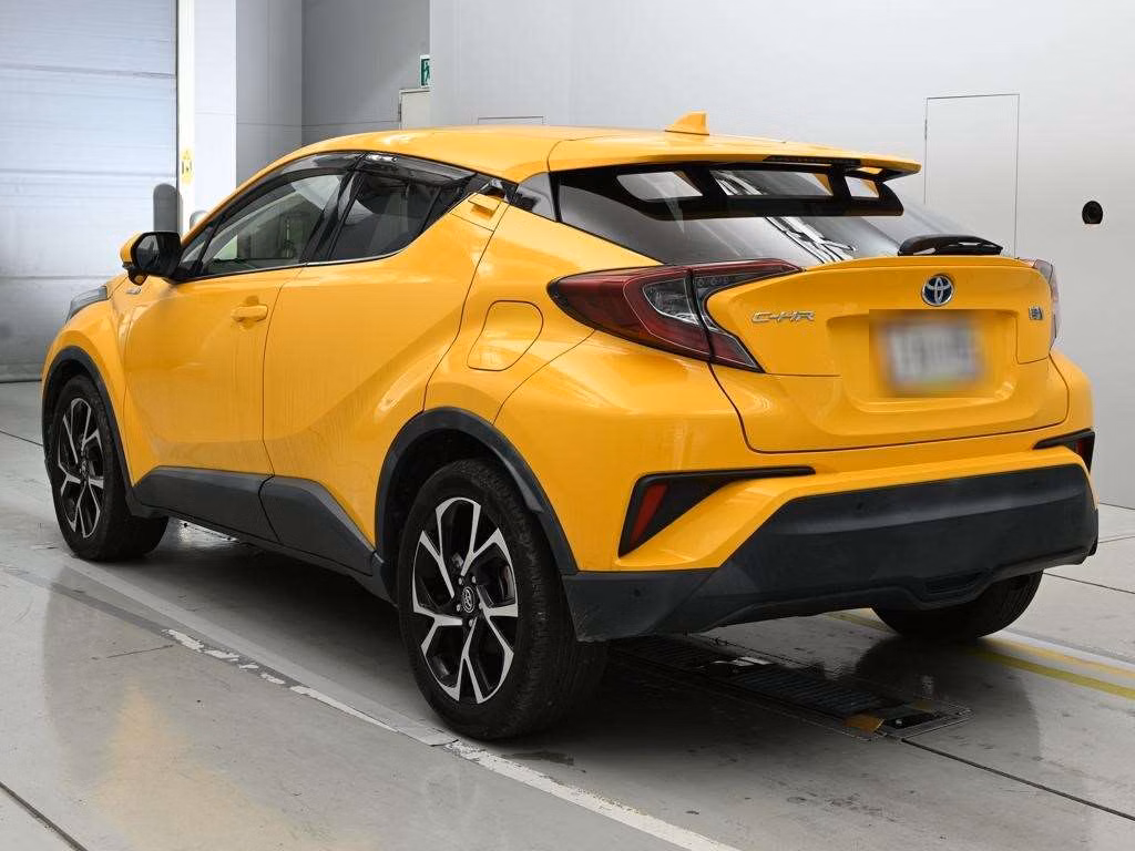 TOYOTA C-HR