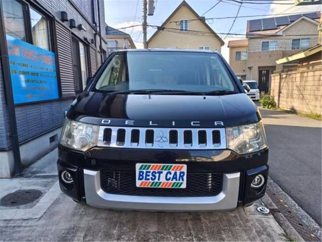 MITSUBISHI DELICA D:5