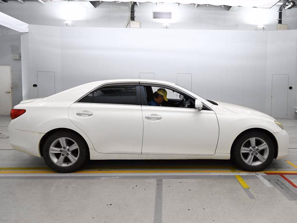 TOYOTA MARK X