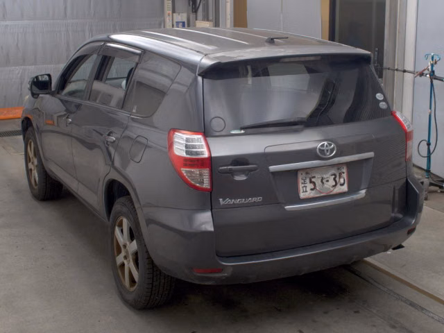 TOYOTA VANGUARD