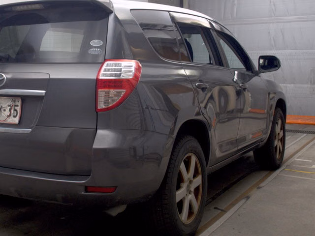 TOYOTA VANGUARD