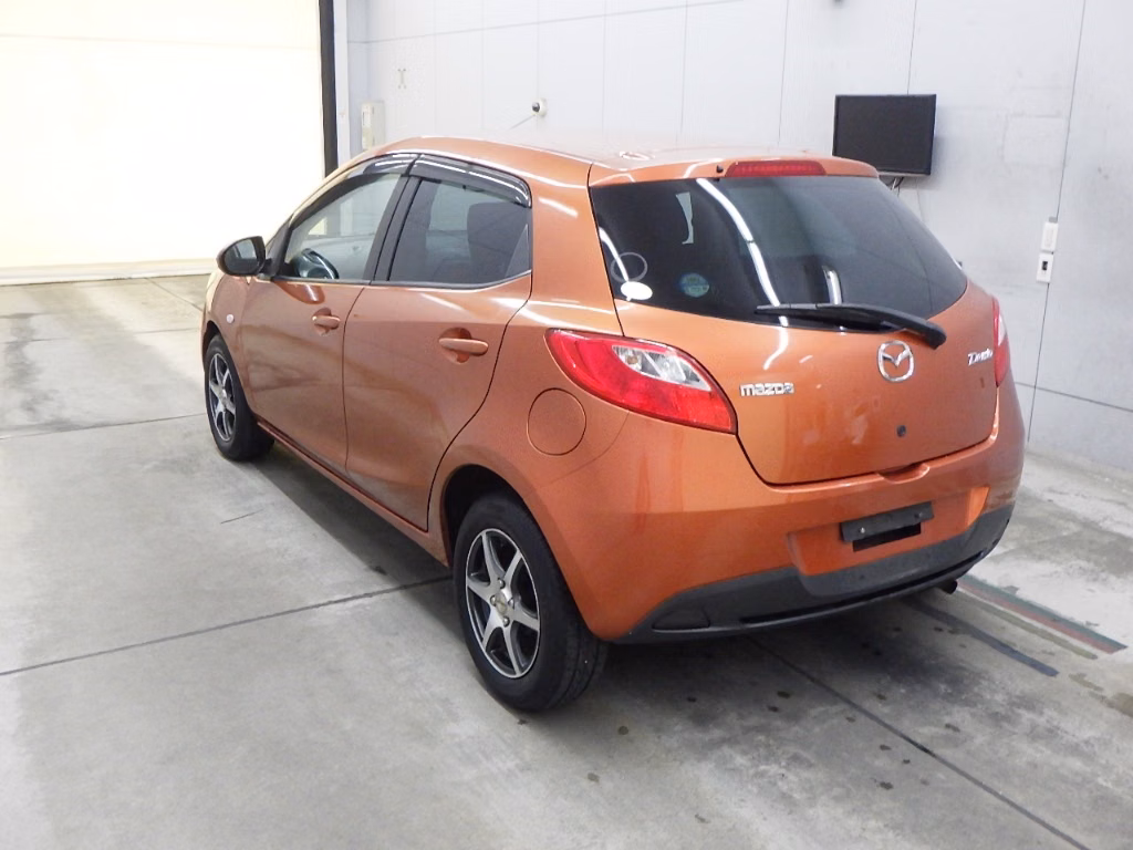 MAZDA DEMIO