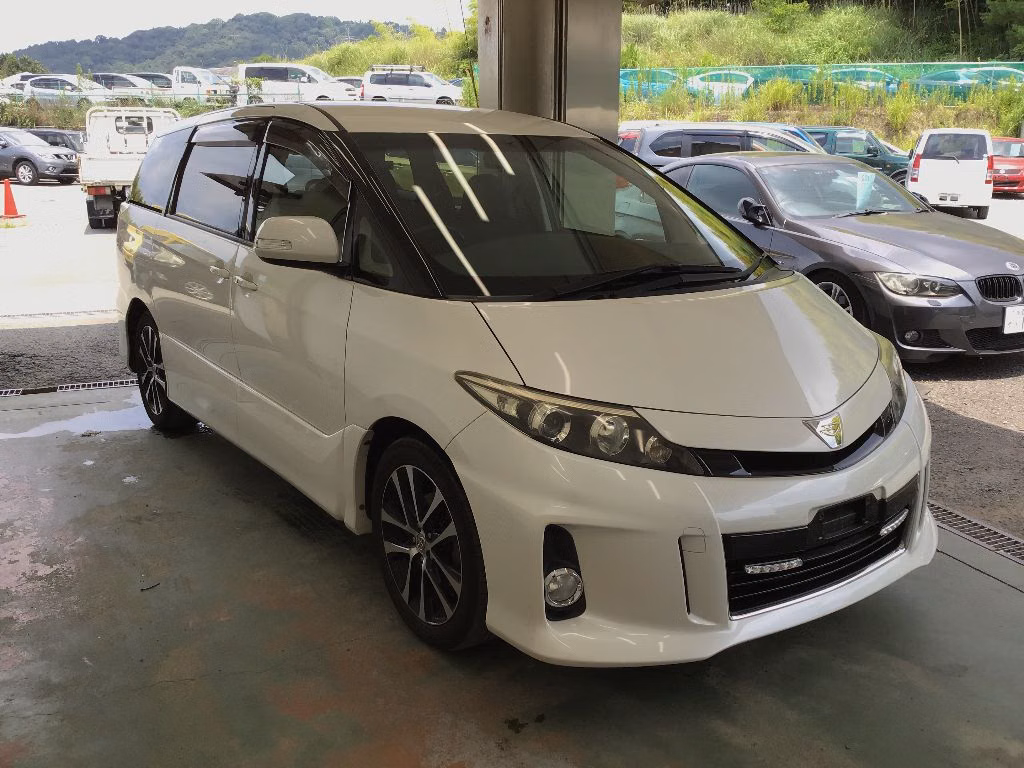 TOYOTA ESTIMA