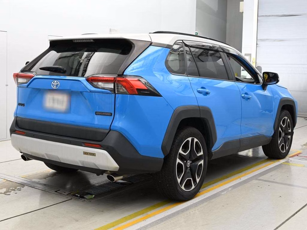 TOYOTA RAV4