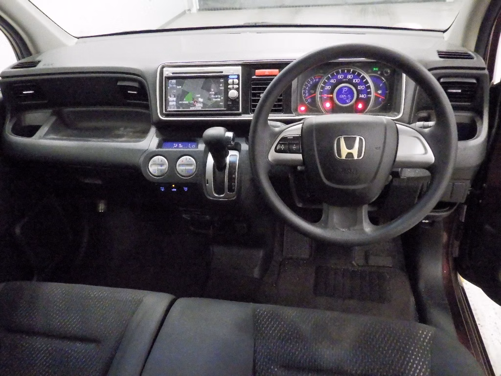 HONDA LIFE