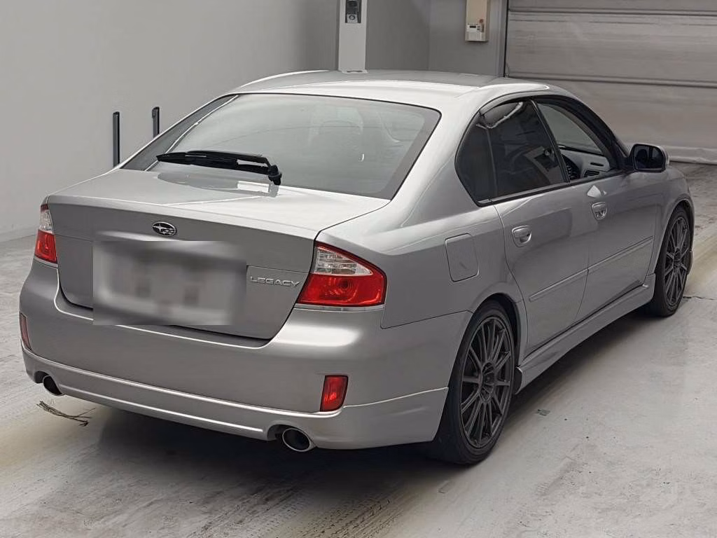 SUBARU LEGACY B4